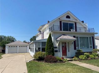 998 Parker Blvd, Buffalo, NY 14223