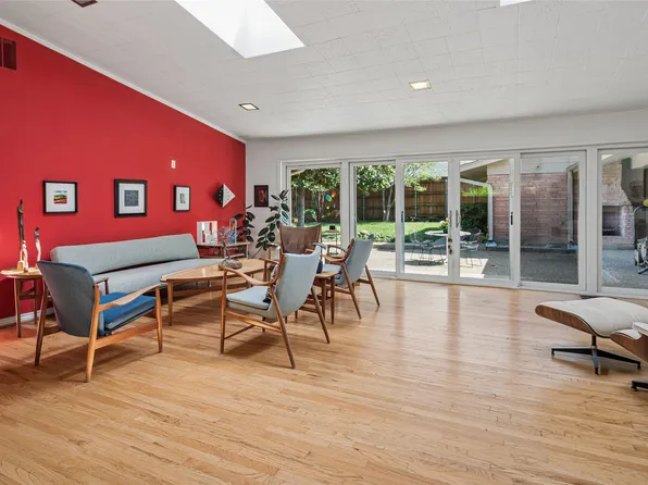 7240 Yamini Dr, Dallas, TX 75230