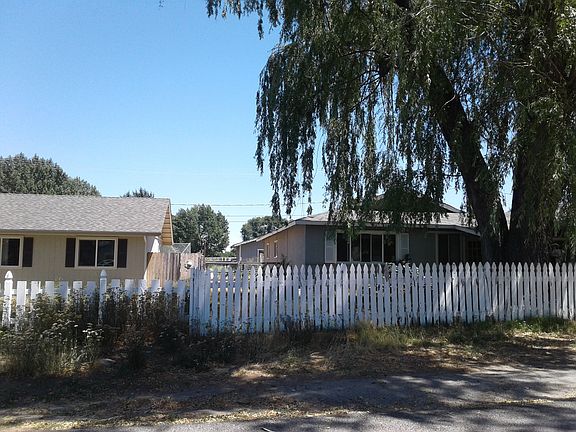 2nd image of 472-880 Adele Ct