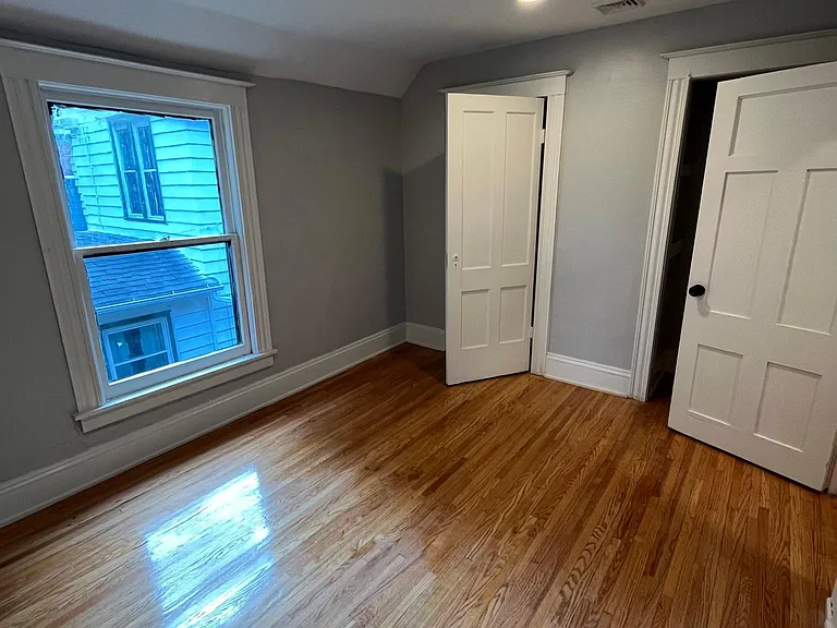 166 Linden St #2 — Photo 20