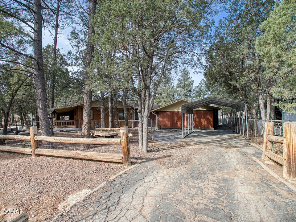 1st image of 2233 Oakwood Dr