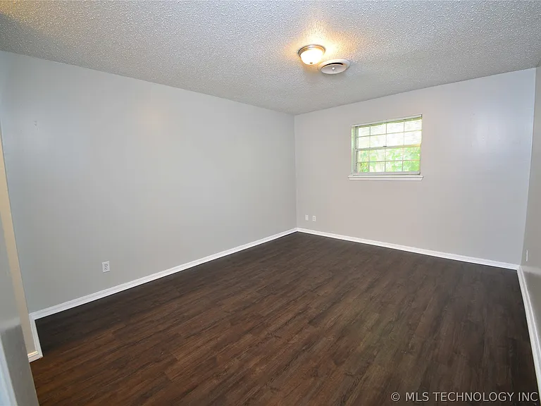 4713 S Fulton Pl — Photo 13