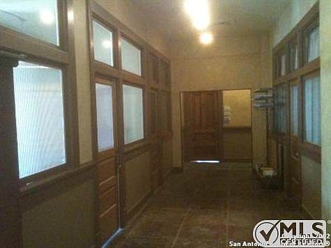 2nd image of 212 Losoya St Ste 3