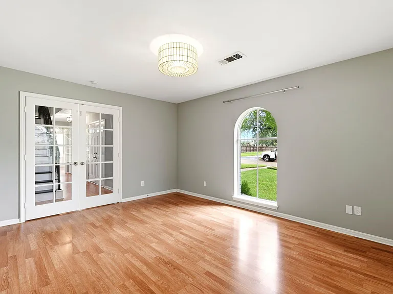 7902 Lichen Ln — Photo 30