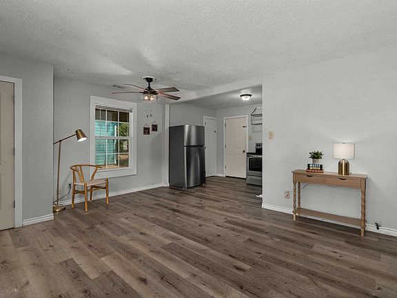 5th image of 3054 Letourneau Dr