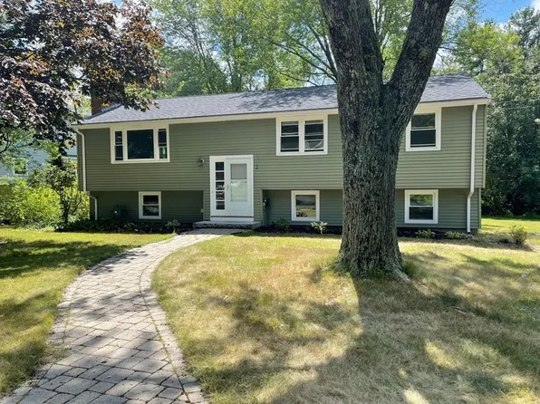 2 Mark St, Manchester, MA 01944