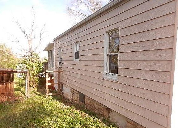 5th image of 2511 S 45th St