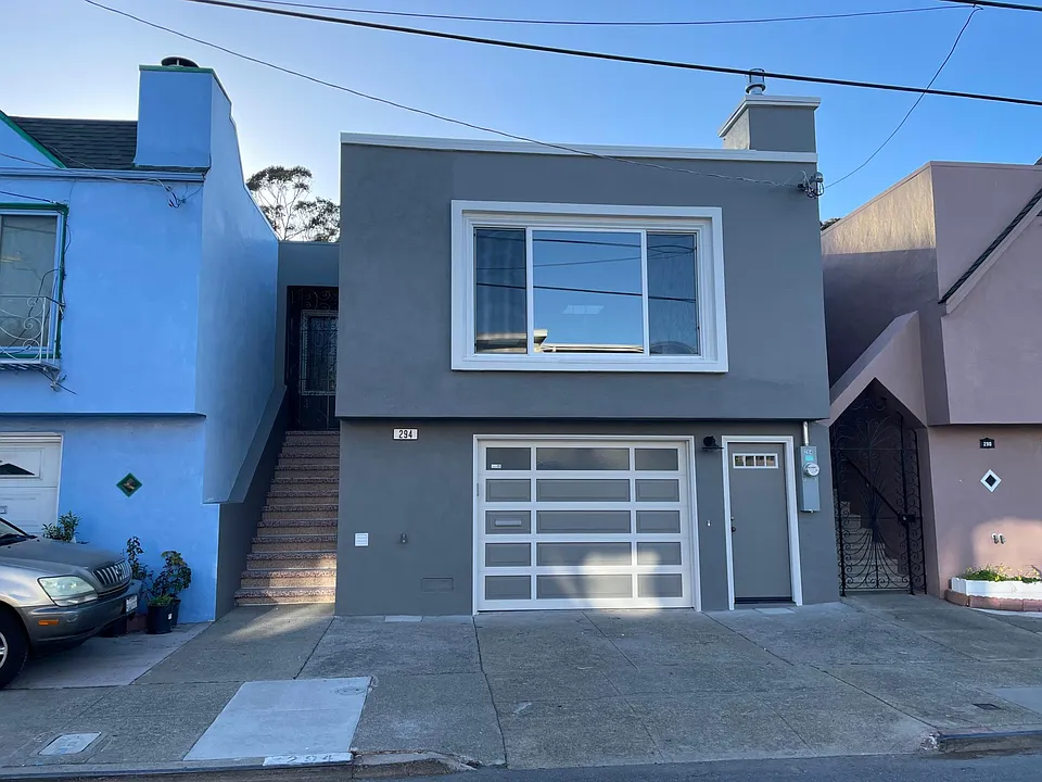 294 Chester Ave