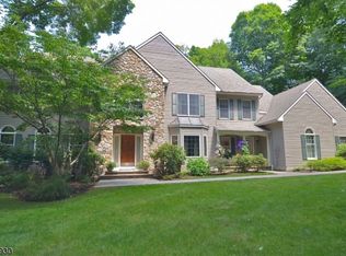 87 Under Rock Rd, Sparta, NJ 07871