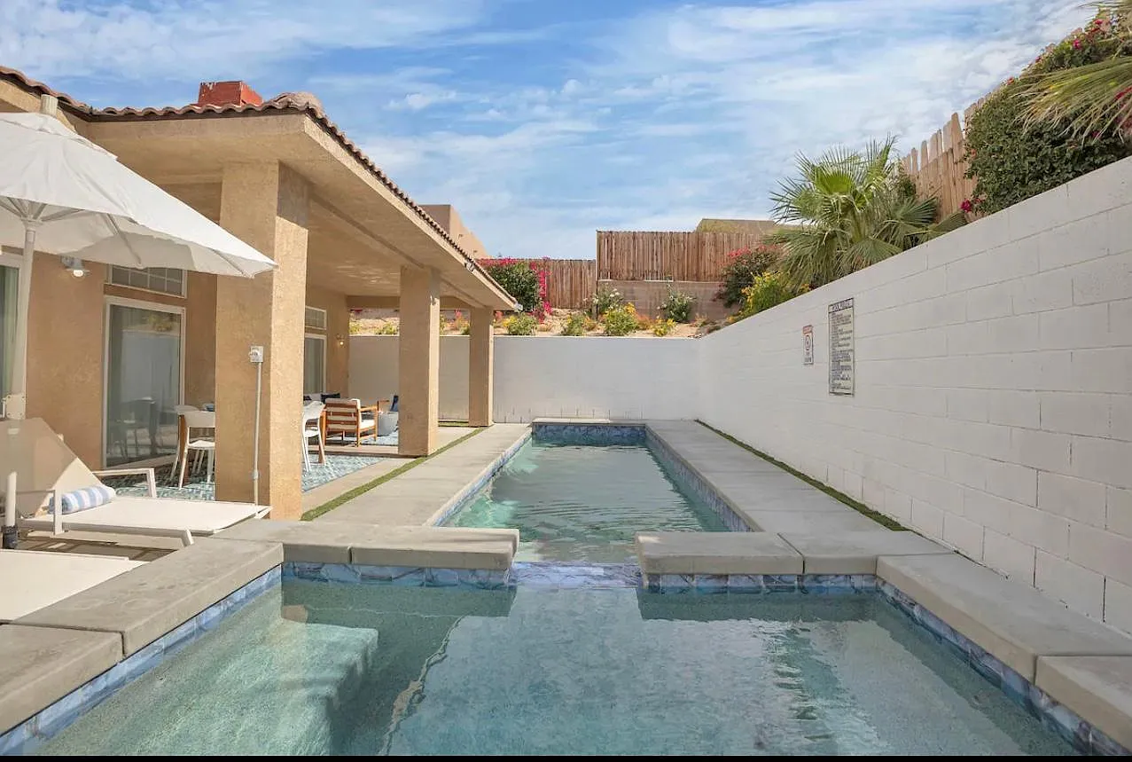 10748 Ocotillo Rd — Photo 1