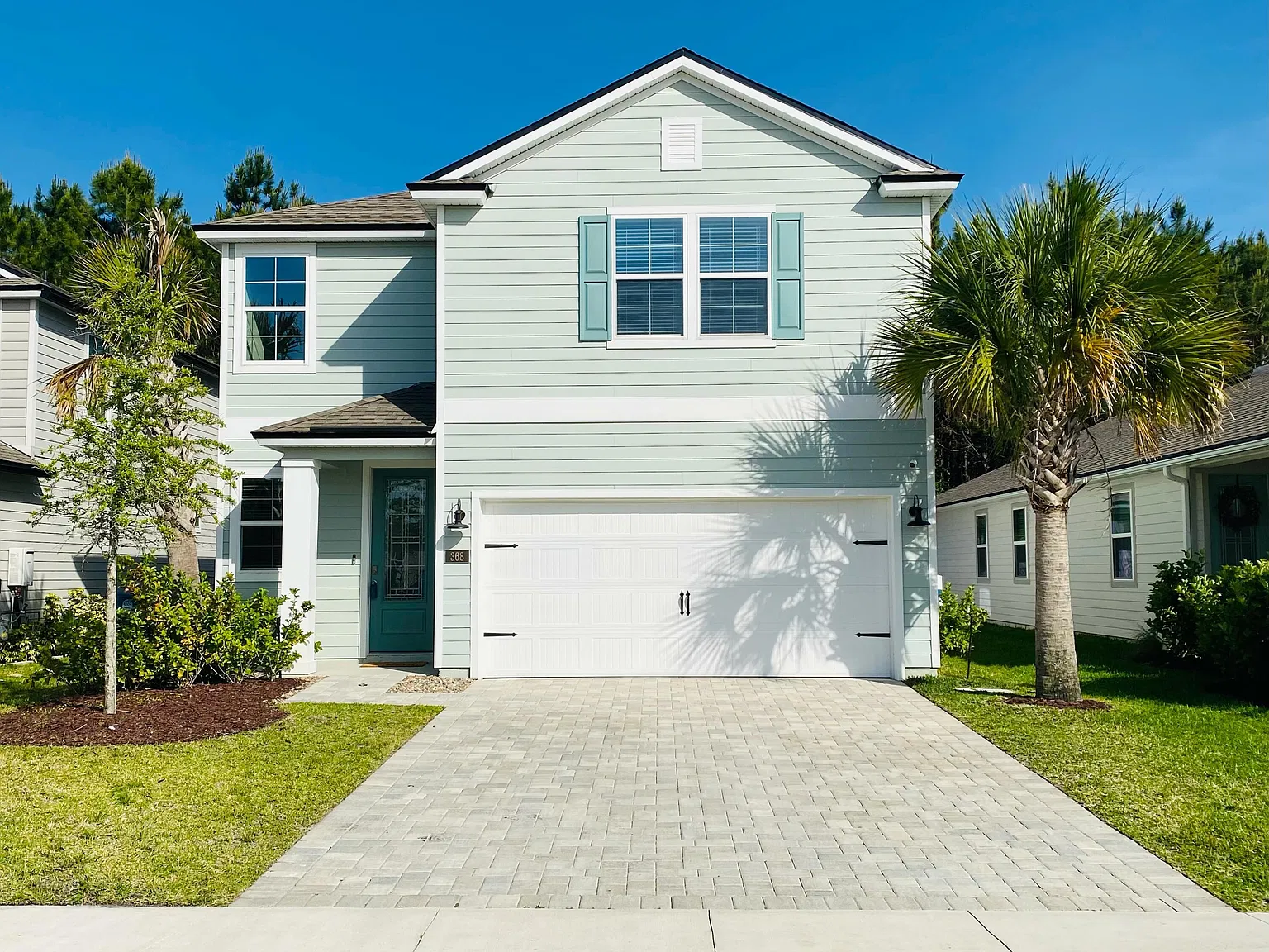 4 bed, 2.5 bath, 2231 sqft, $3,000 — Photo 1