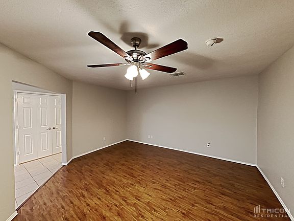 4th image of 10735 Deauville Dr