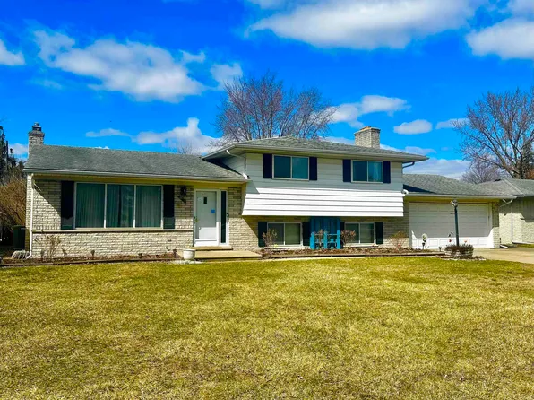 37481 Via Rosalie St, Clinton Township, MI 48036