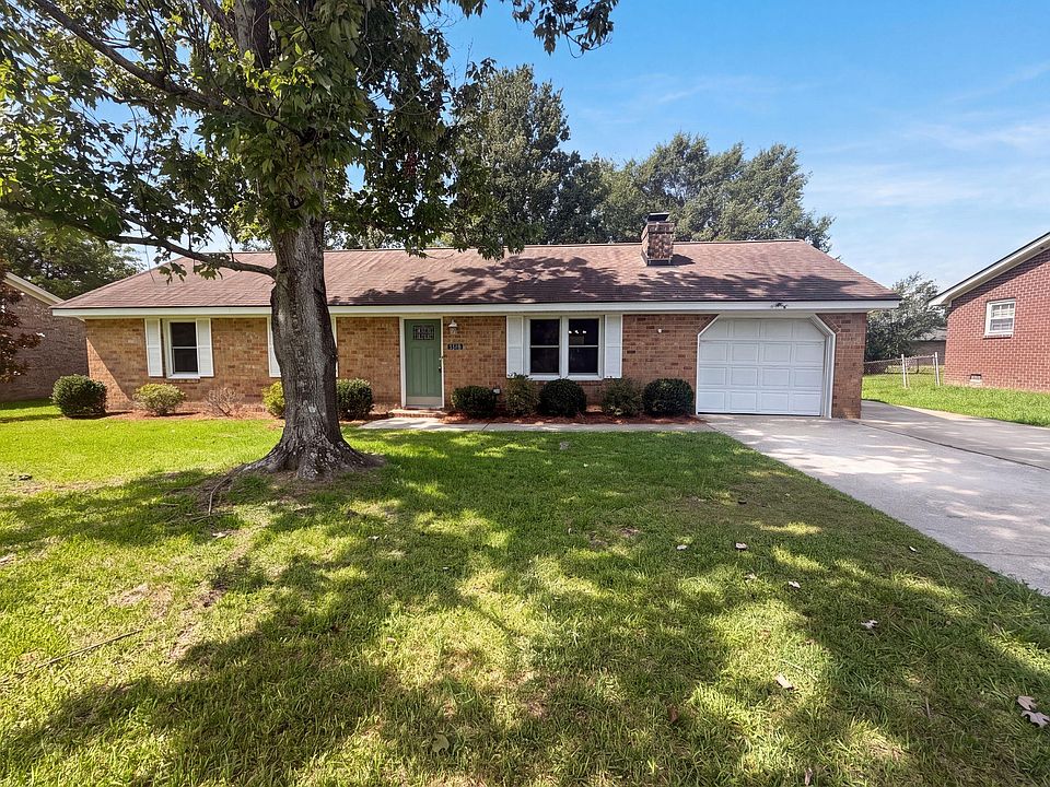1st image of 1110 Stuart Dr