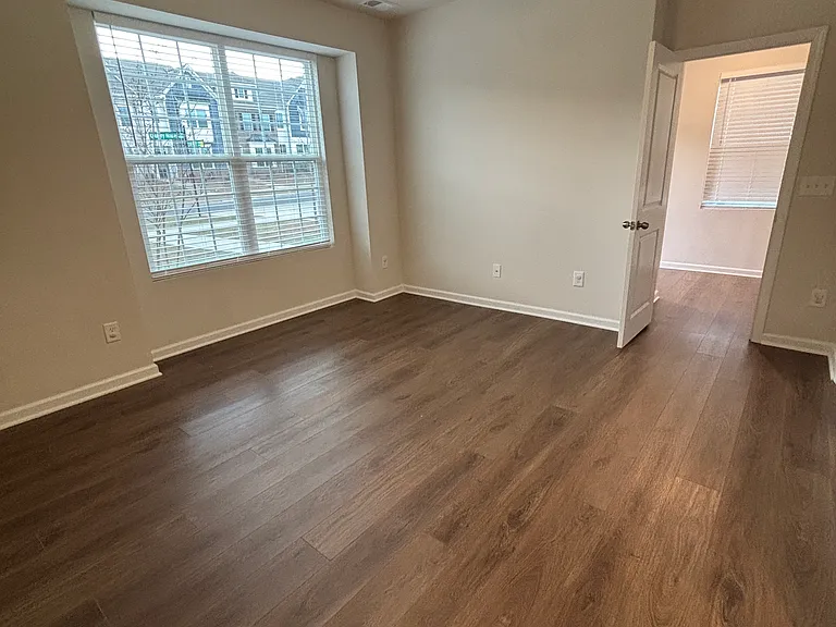 15733 Country House St — Photo 15