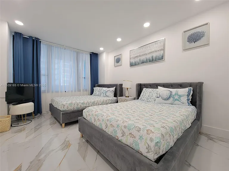 3505 S Ocean Dr #1509 — Photo 21