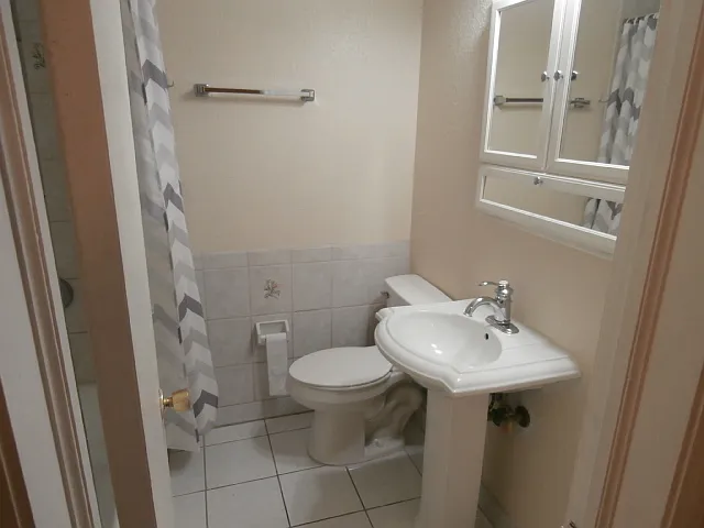 1115 Utah Blvd — Photo 10