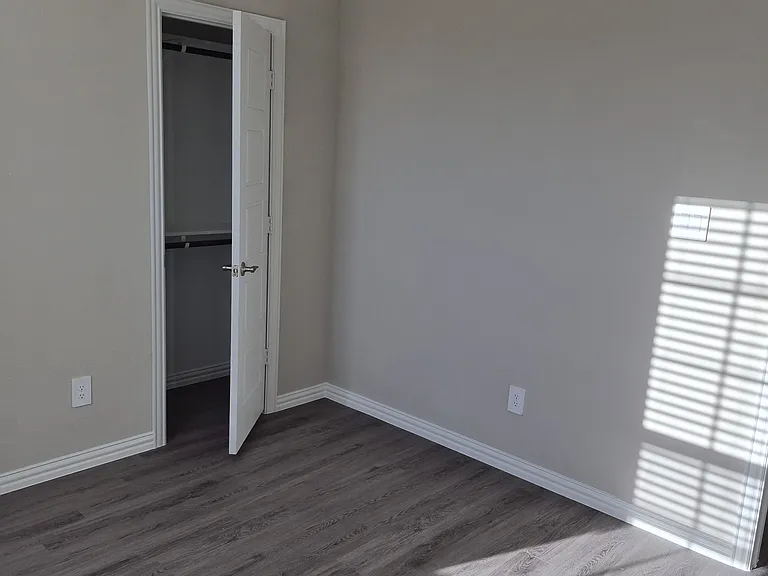 280 Cisco Trl — Photo 12