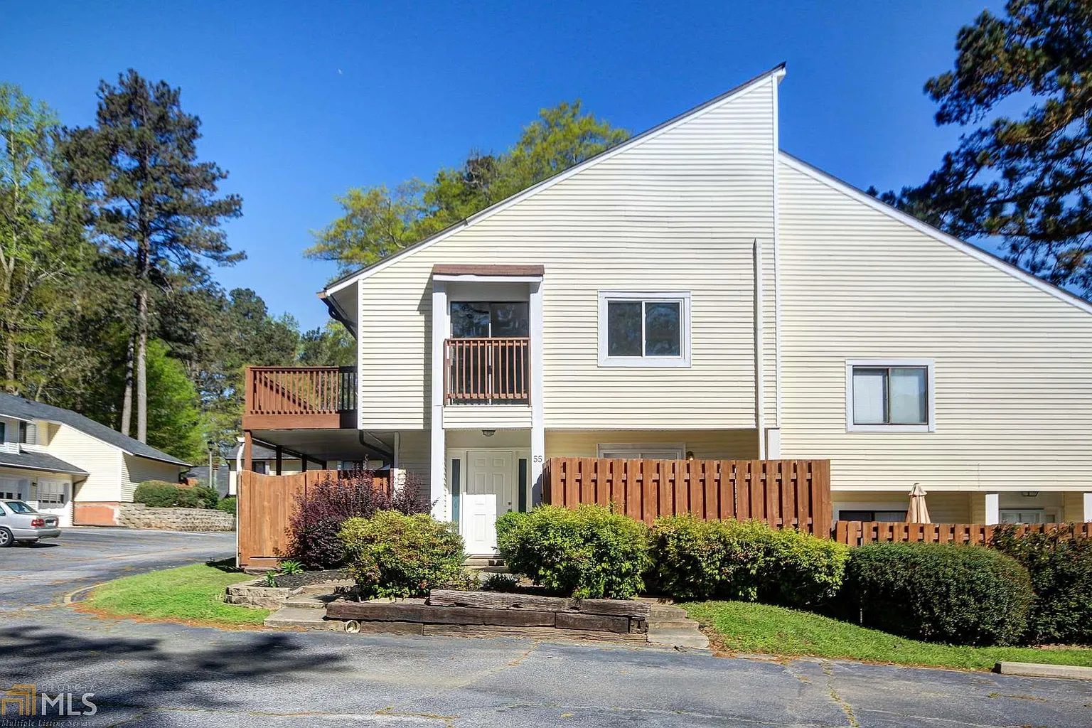 55 Twiggs Cor photo 1