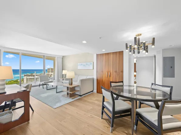 383 Kalaimoku St #3008, Honolulu, HI 96815