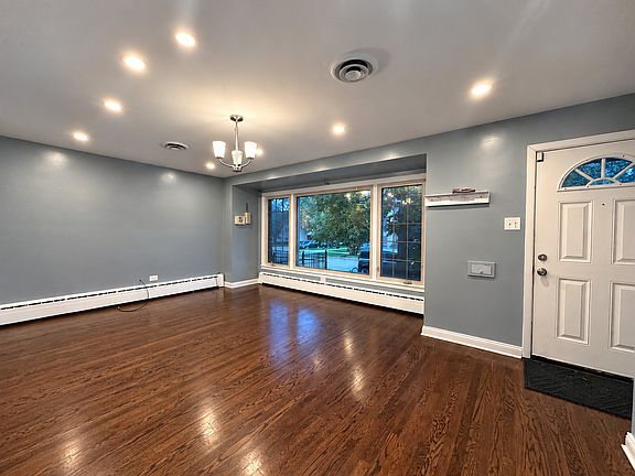 3rd image of 6506 S Keating Ave