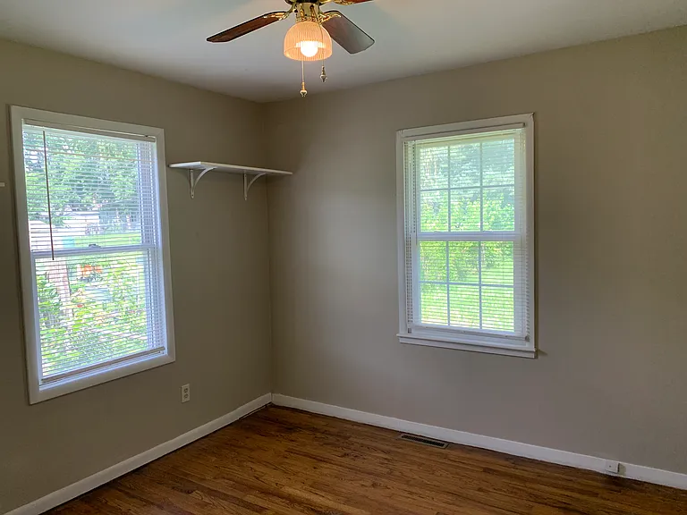 536 S Alta Ln — Photo 5