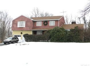 7 Everett Rd, Carmel, NY 10512