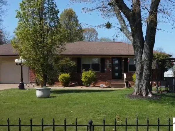 3209 Schneidman Rd, Paducah, KY 42003