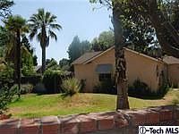 1st image of 607 Hacienda Dr