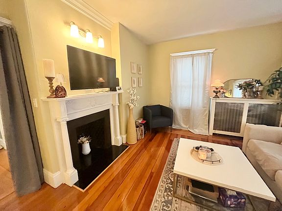 3rd image of 88 Wallingford Rd #17