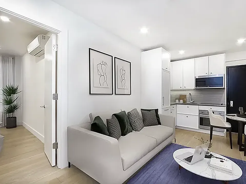 236 W 10th St #27