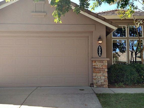 2nd image of 5005 Taylor Way