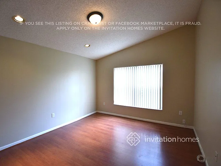 16565 NW 6th St — Photo 9