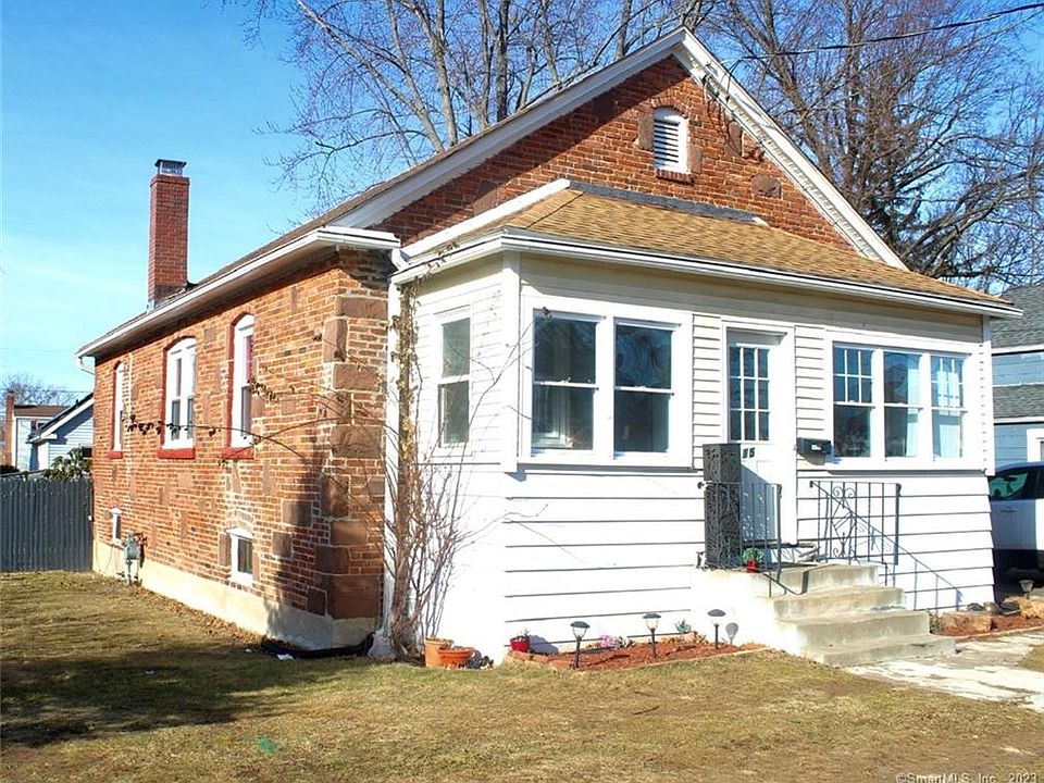 1st image of 15 Latimer St