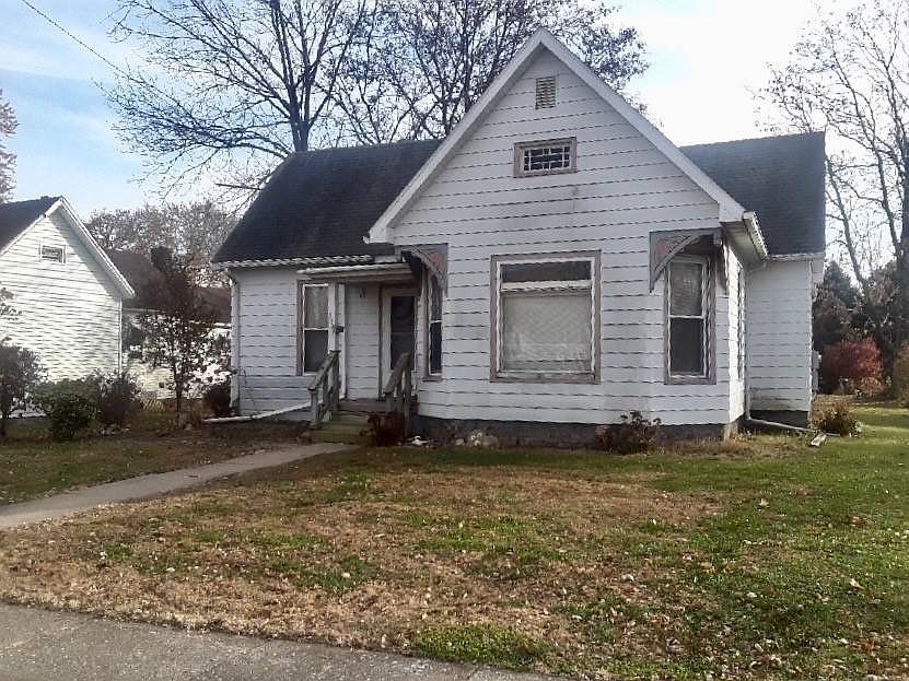 1st image of 332 W Jefferson St