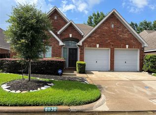 8830 Fairbloom Ln, Houston, TX 77040