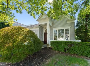 12897 Dunbarton Dr, Bristow, VA 20136