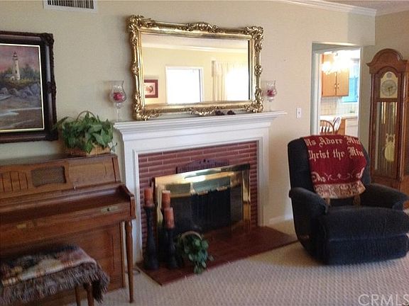 2nd image of 10364 Scott Ave