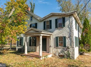 1086 Durham Rd, Newtown, PA 18940