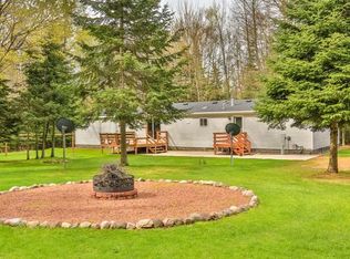 1972 Rangeline Rd, Eagle River, WI 54521