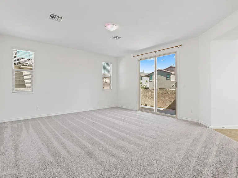 1118 Junipine Ave — Photo 11