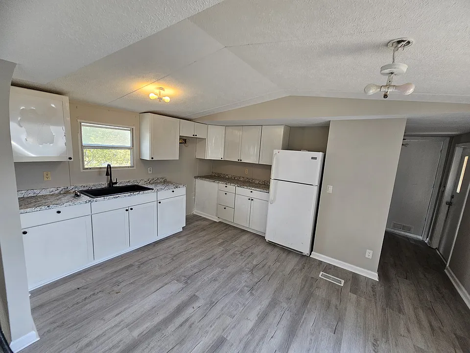 27810 State Highway 251