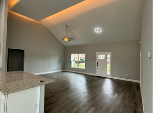 3900 Santiago St, Sebring, FL 33872