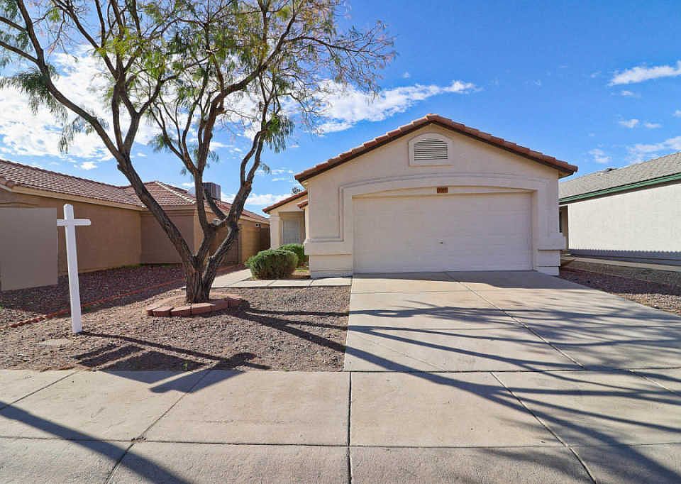 1st image of 3057 W Salter Dr