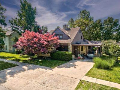 811 E 10th Ave, Winfield, KS, 67156