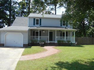 215 Sweetbriar Ln, Havelock, NC 28532