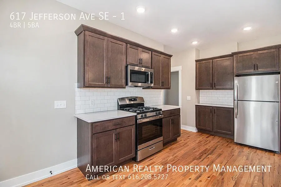 617 Jefferson Ave SE — Photo 4