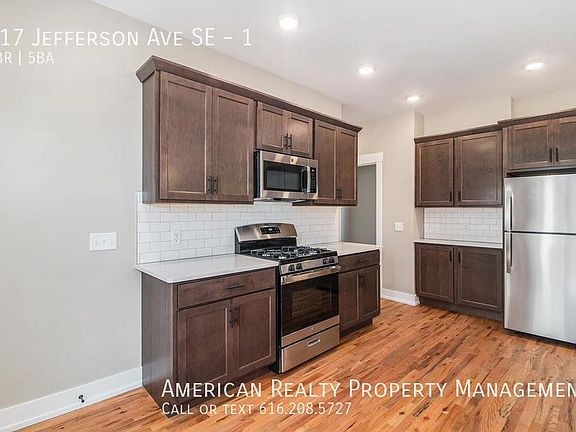 4th image of 617 Jefferson Ave SE #1