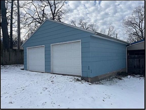 4th image of 135 Cinda Avenue