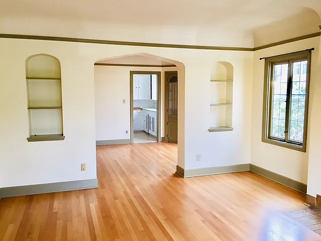 1404 NE Portland Blvd #4 — Photo 7